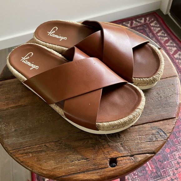 FLAMINGOS Platform Slides - Picture 5 of 7